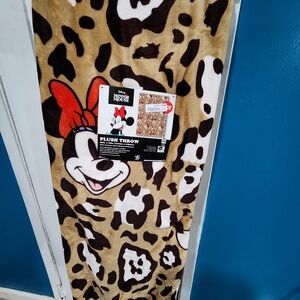 New! Disney Minnie Mouse Leopard Plush THROW BLANKET